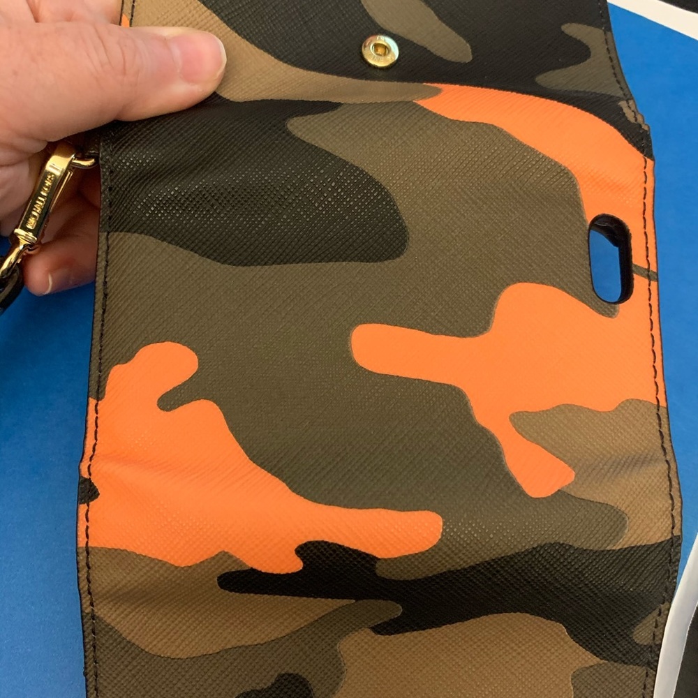 Michael Kors Wristlet